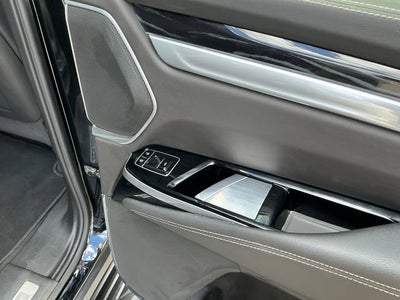 2025 Cadillac Escalade Sport