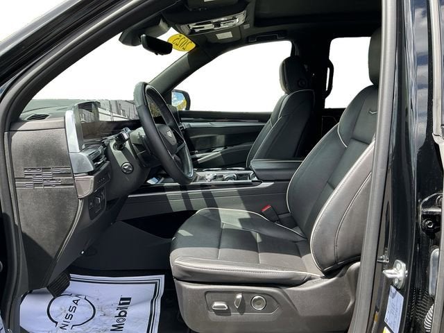 2025 Cadillac Escalade Sport
