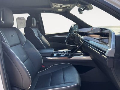 2025 Cadillac Escalade Sport