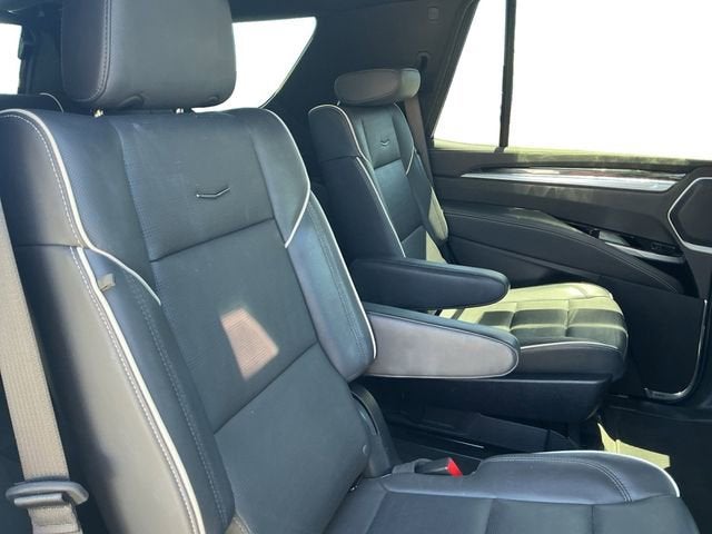 2025 Cadillac Escalade Sport