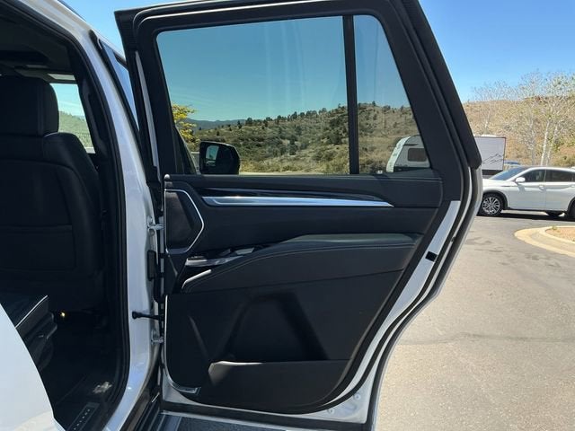 2025 Cadillac Escalade Sport