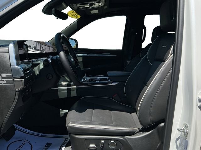 2025 Cadillac Escalade Sport