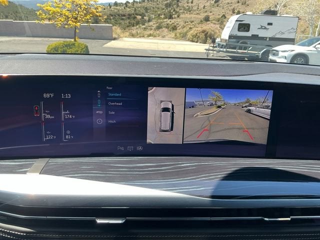 2025 Cadillac Escalade Sport