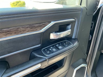 2019 RAM 2500 Laramie Crew Cab 4x4 6'4" Box