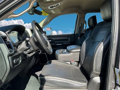 2019 RAM 2500 Laramie Crew Cab 4x4 6'4" Box